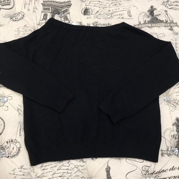 💥Vince Asymmetrical Cold Shoulder Cashmere - Picture 4 of 8